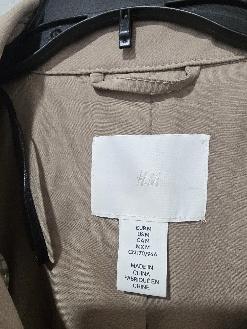 Classic Trenchcoat Jacket Tan Size Medium - Picture 3 of 5
